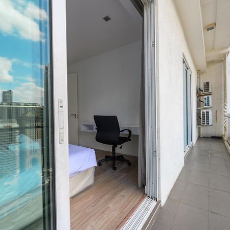 Greystone One Bukit Ceylon Apartment Куала Лумпур Екстериор снимка