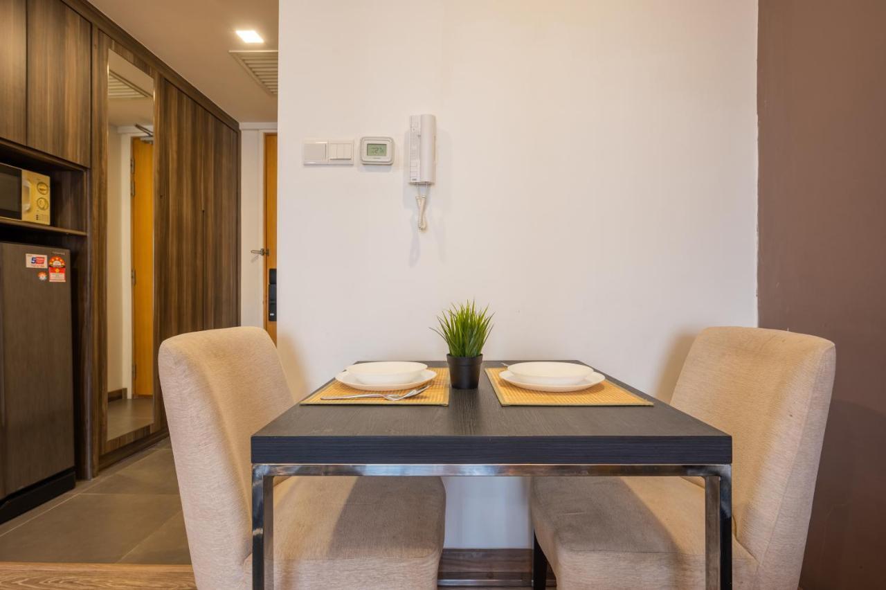 Greystone One Bukit Ceylon Apartment Куала Лумпур Екстериор снимка