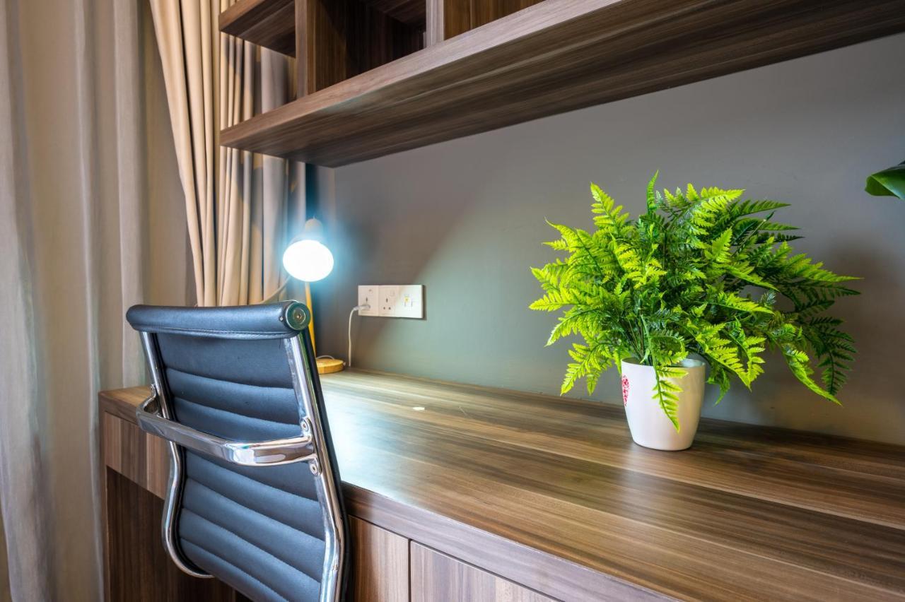 Greystone One Bukit Ceylon Apartment Куала Лумпур Екстериор снимка