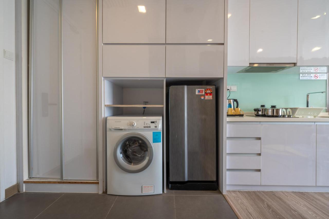 Greystone One Bukit Ceylon Apartment Куала Лумпур Екстериор снимка