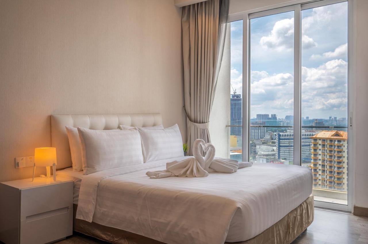 Greystone One Bukit Ceylon Apartment Куала Лумпур Екстериор снимка