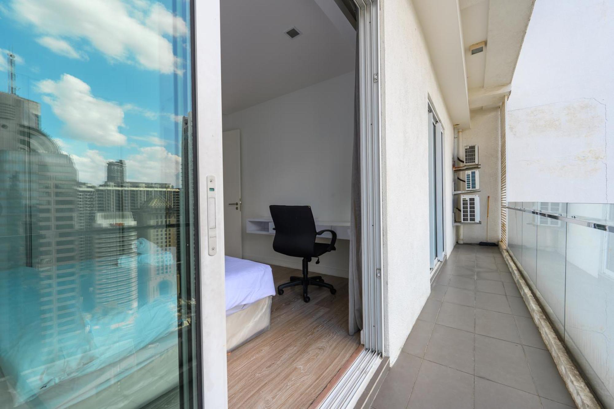 Greystone One Bukit Ceylon Apartment Куала Лумпур Екстериор снимка