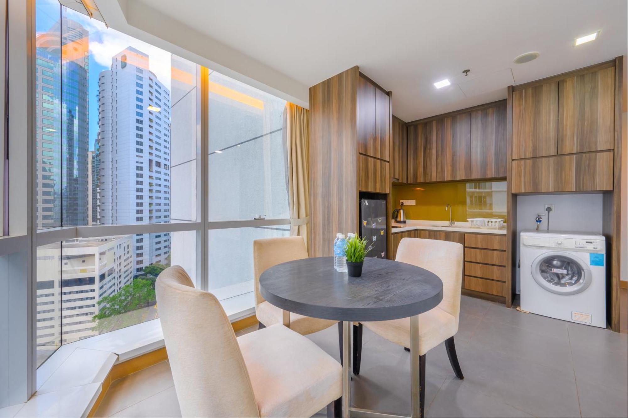 Greystone One Bukit Ceylon Apartment Куала Лумпур Екстериор снимка