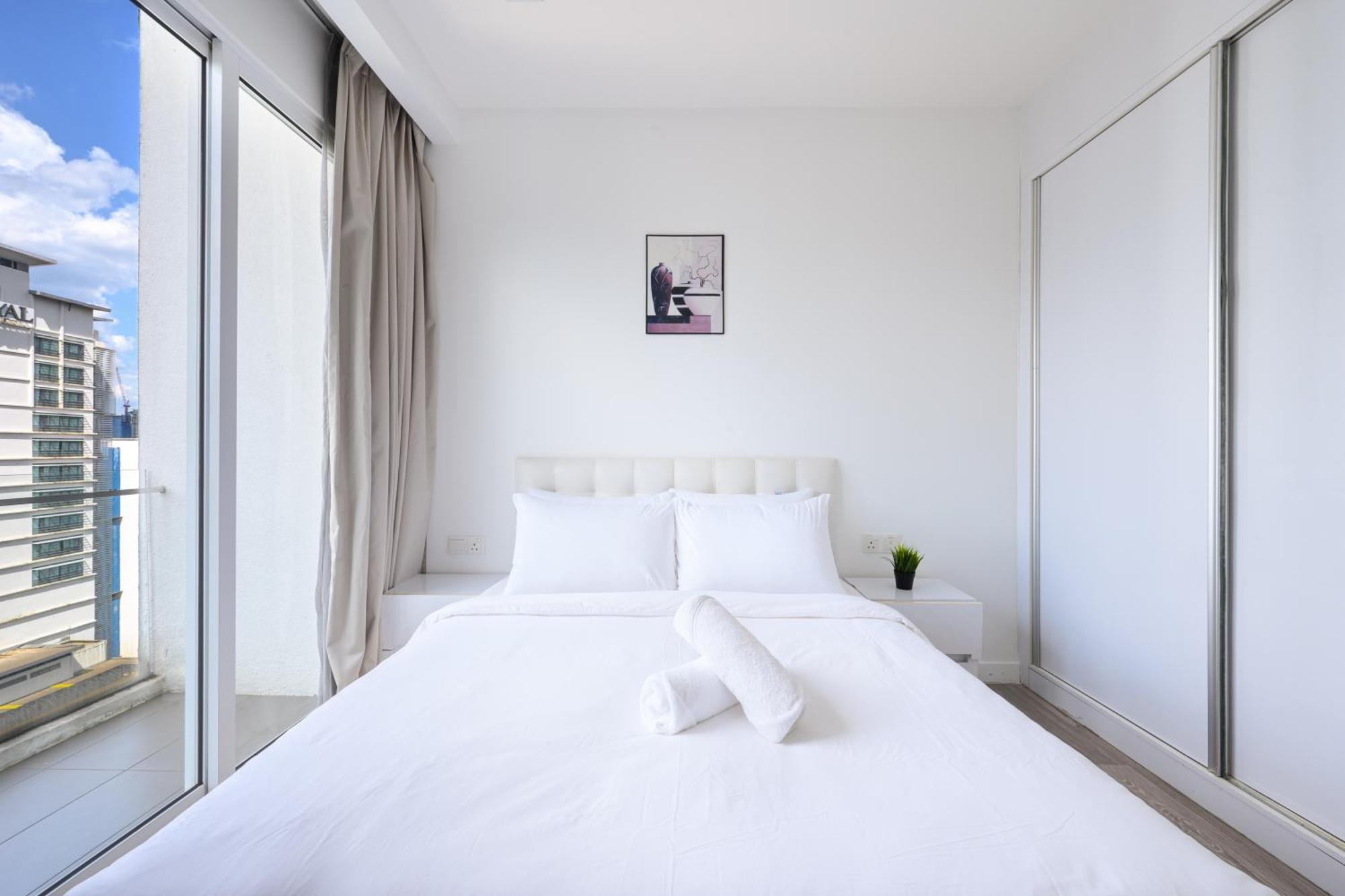 Greystone One Bukit Ceylon Apartment Куала Лумпур Екстериор снимка